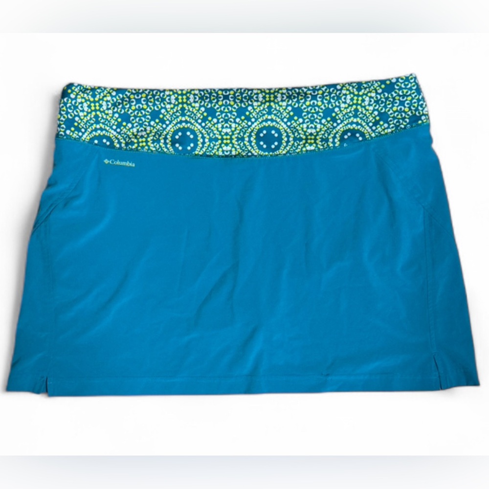 Columbia Teal Skort with Patterned Waistband, Size Large - Picture 5 of 5